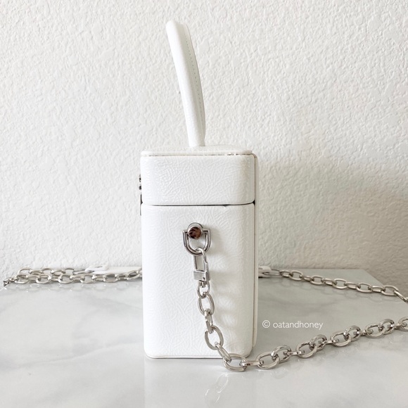 UO Urban Outfitters Estelle Crossbody Box Bag - Picture 2 of 8